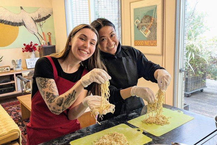 Experiência Ramen & Gyoza com a mãe de Tóquio (vegana)