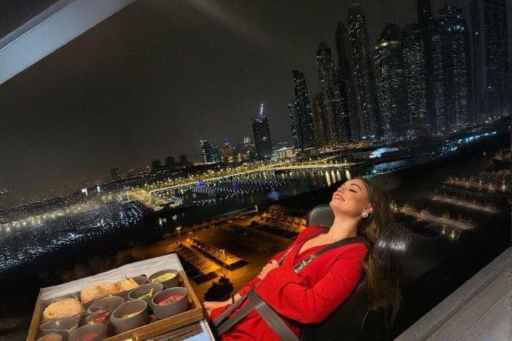 Dinner In The Sky in der Dubai Marina mit optionalen Transfers