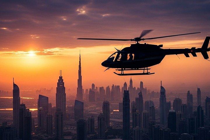 ドバイヘリコプターツアー：ブルジュ・アル・アラブ、パーム＆マリーナの空からの景色