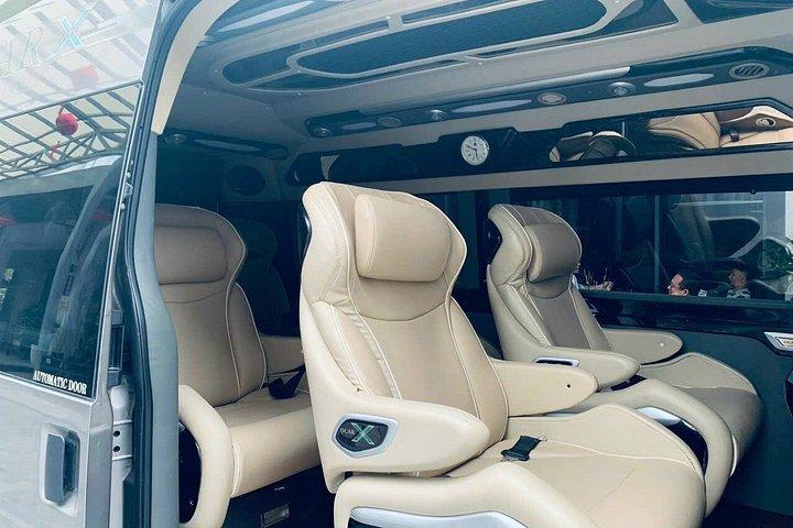 ハノイからニンビンへの送迎：乗り合いリムジンまたは自家用車