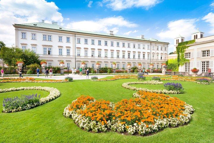 ウィーンからハルシュタット、ザルツブルク、アルプス、湖への日帰り旅行