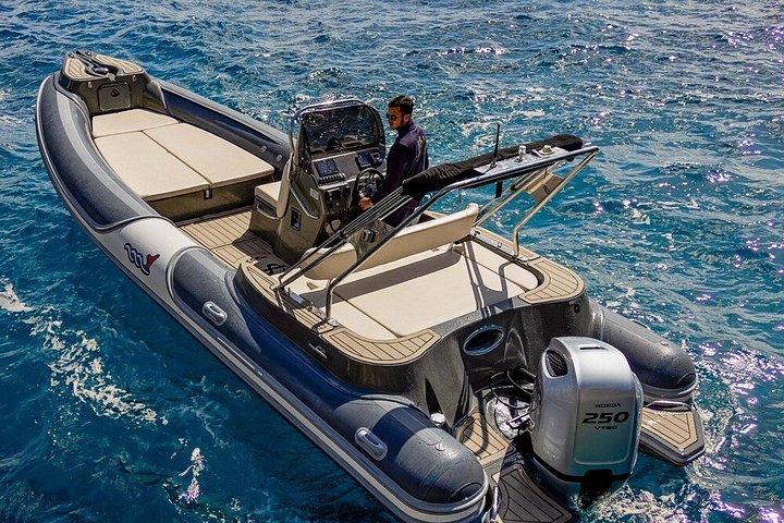 ソレントから専用ヨットでカプリ島1日脱出
