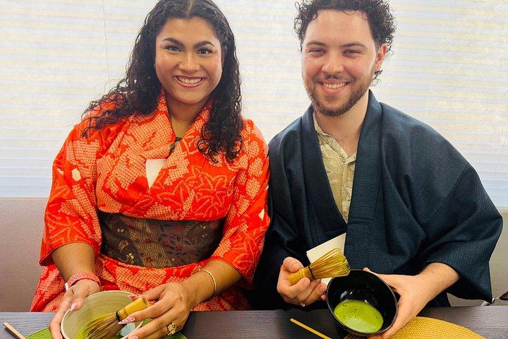 浅草での着物体験とお茶会、抹茶と和菓子付き