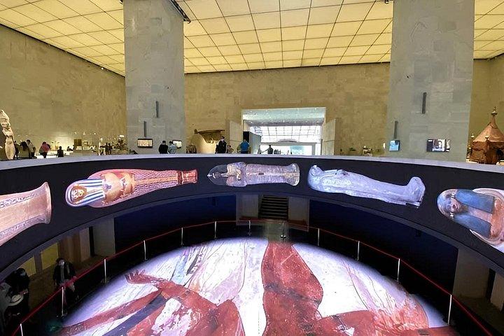 プライベートグランドエジプト博物館＆キングトゥットツアー＆ピラミッドビュー2026