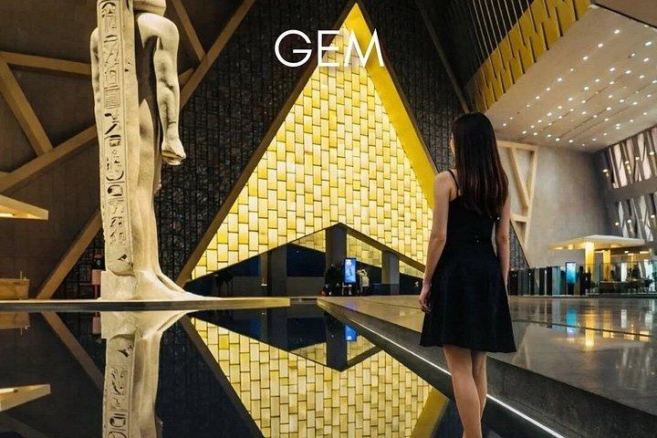 プライベートグランドエジプト博物館＆キングトゥットツアー＆ピラミッドビュー2026