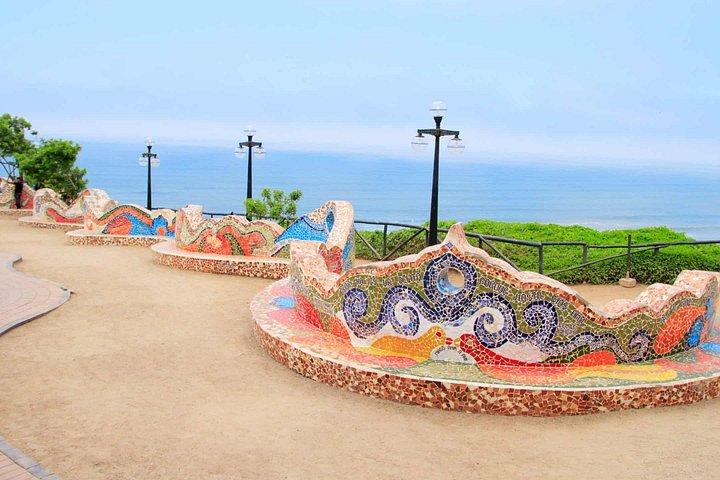 ミラフローレスの芸術、歴史、そして隠された秘密