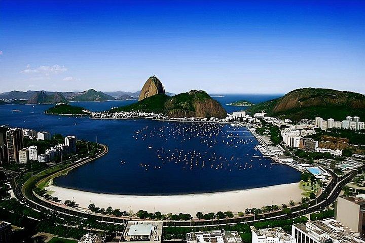 リオデジャネイロでのプライベートツアー。現地ガイド、車、ドローン、GoProによる写真撮影が含まれます。