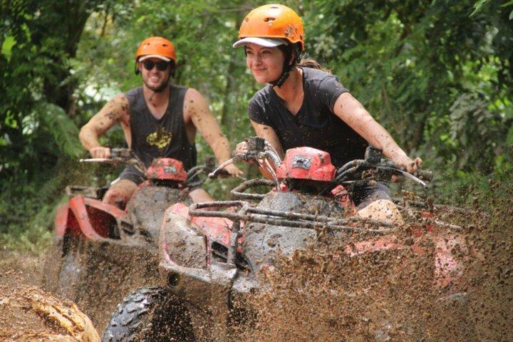Bali Sports nautiques et VTT Aventure en quad avec transfert à l'hôtel