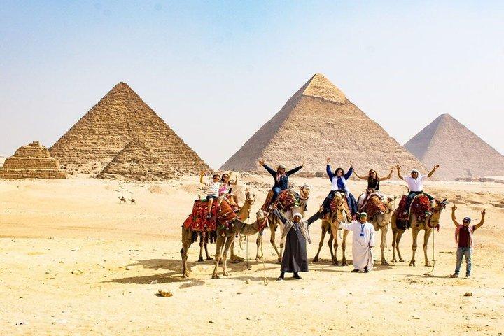 Excursion d'une journée au Caire depuis les pyramides et le musée Hurghada