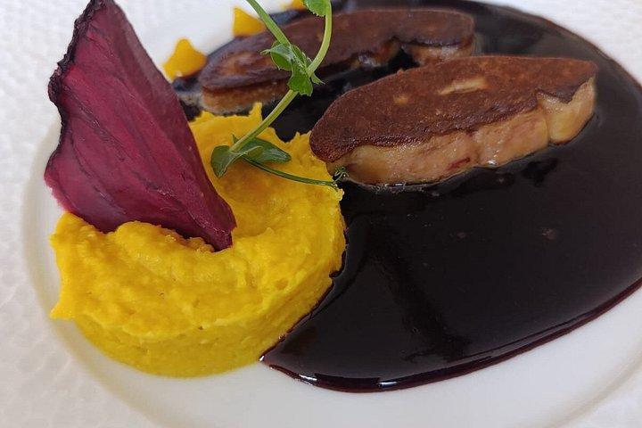 ル・マレのパリプライベートフードツアー：ワイン＆地元フランス語料理