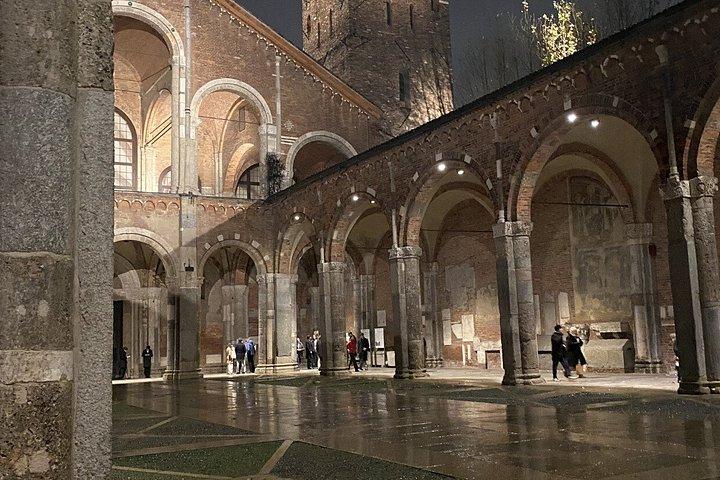 Milan Private Photo Tour with Local Discovery