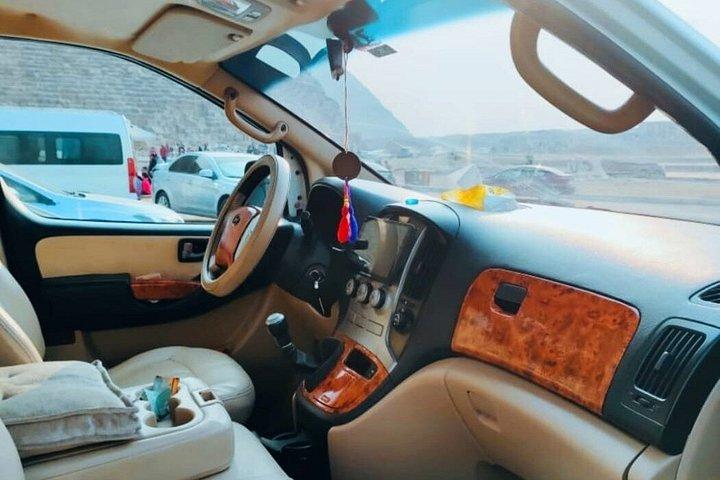 カイロとギザ空港またはホテルVIPでのプライベート送迎