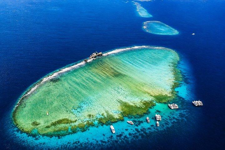 Barco de velocidad privado a Isla Tiran