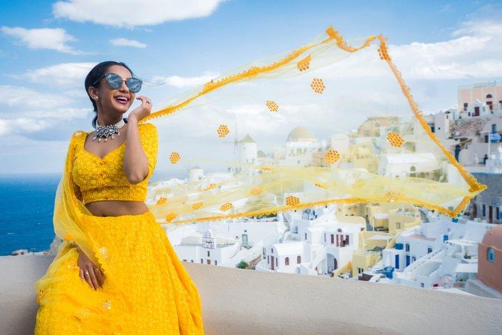 Mini sessione fotografica per viaggiatori singoli a Oia