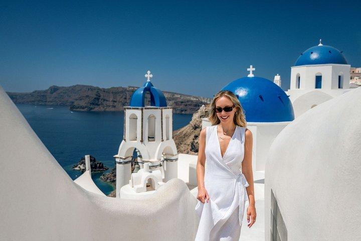 Mini sessione fotografica per viaggiatori singoli a Oia