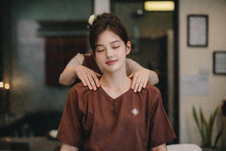 Chiang Mai: 2 timers thailandsk og fodmassage på det prisvindende Eco Spa