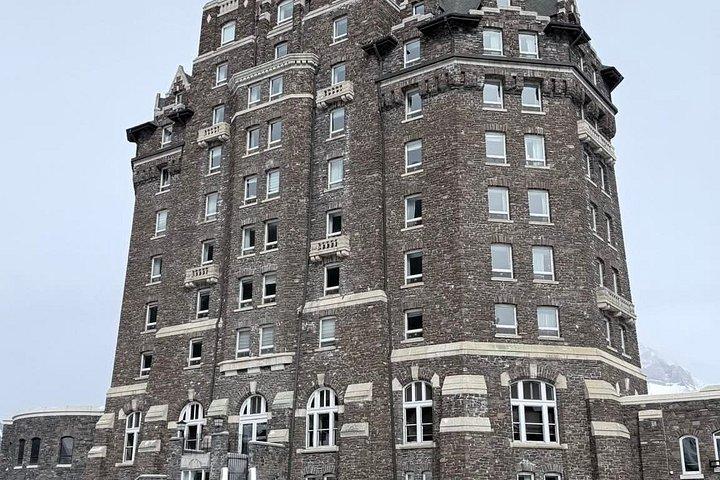 レイクルイーズ、バンフゴンドラ、ミネワンカクルーズ、温泉ツアー