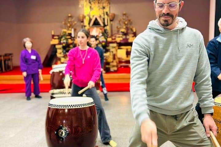 Taiko Drumming and Buddhist Chanting in a 700-Year Tokyo Temple