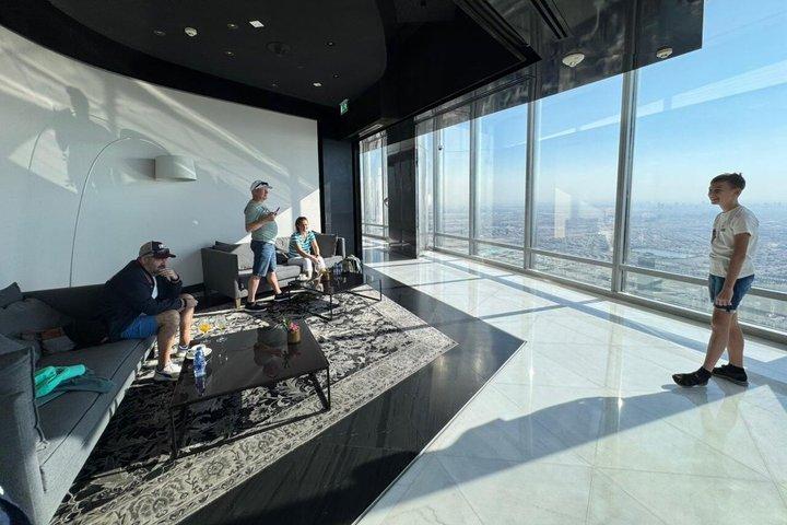 Burj Khalifa Oben : Eintrittskarten mit optionalen Transfers