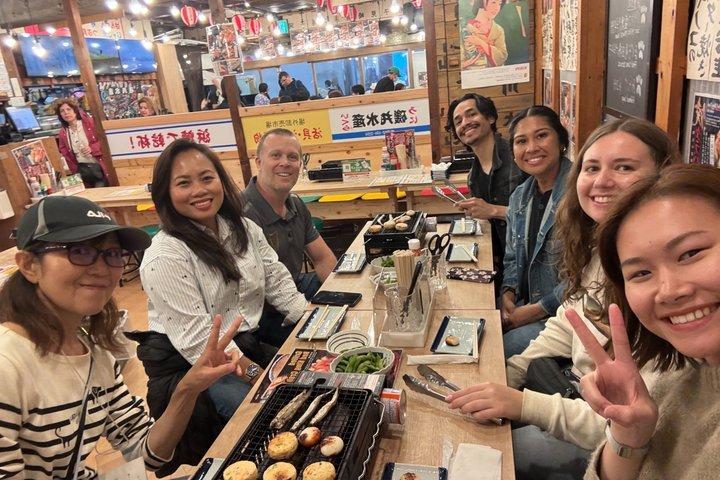 Tokyo: Shinjuku lokal bar och Izakaya Crawl Tour
