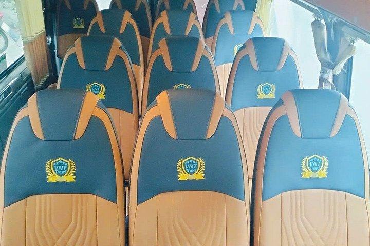 ハノイからニンビンへの送迎：乗り合いリムジンまたは自家用車