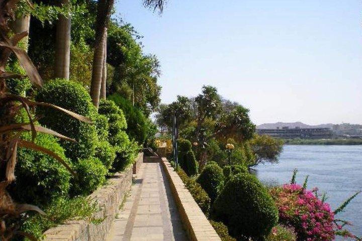 フェルッカによる植物園&エレファンティンアイランド