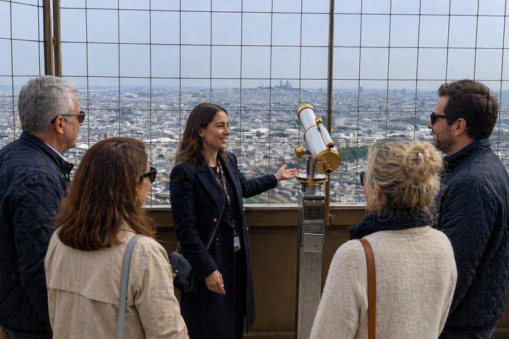 Eiffelturm Private Tour zum Gipfel mit Champagner