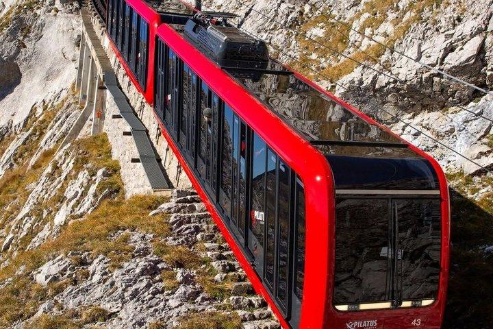 Montserrat Tour mit optionaler schwarzer Madonna + Zahnrad/Seilbahn