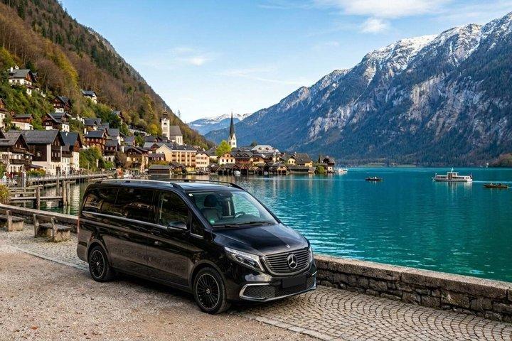 Excursión privada de un día a Hallstatt desde Viena y viceversa