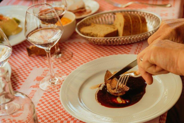 NEW Paris Food Tour by the Eiffel Tower: jantar VIP e champanhe