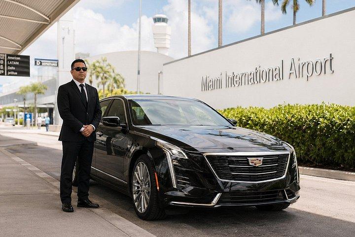 Miami Private Lufthavn Transfer: Luksus Sedan, SUV & Sprinter