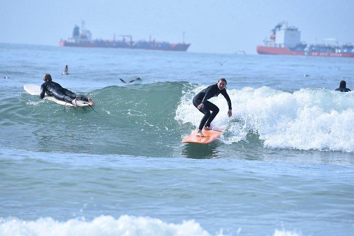 2 hours surf lesson in Agadir