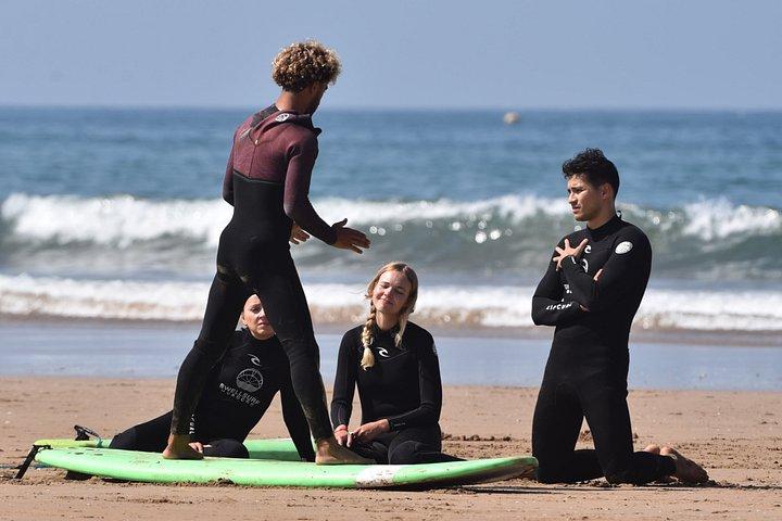2 hours surf lesson in Agadir
