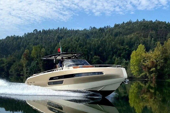 Douro Valley Private — ランドローバー・アクセス、エステート＆ワイン