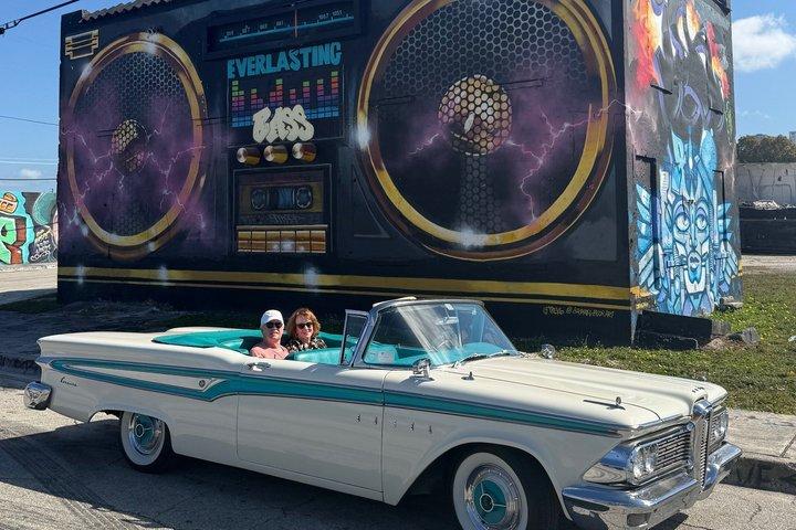 2H Private Oldtimer Tour Miami Beach & Wynwood