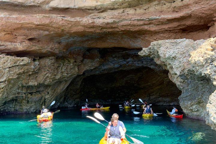 Guidet havgrottetur med kajaksejlads og snorkling på Ibiza