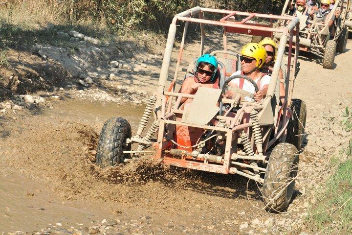 Alanya 4 em 1 Combo Tour Buggy, Rafting, Zipline, Jeep Safari
