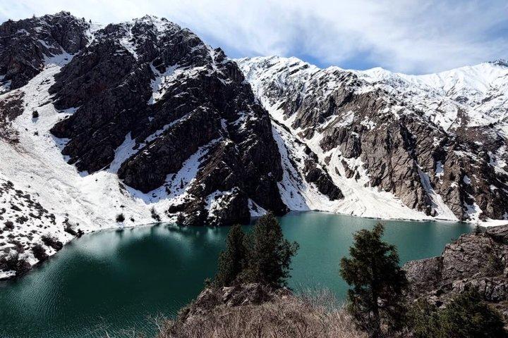 Tasjkent Urungach Jade Lake Tour