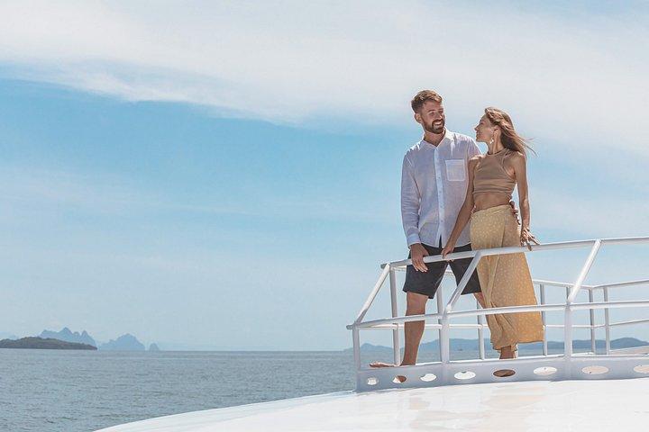 Phi Phi, Maya, Khai and Pileh Day Trip by Catamaran From Phuket