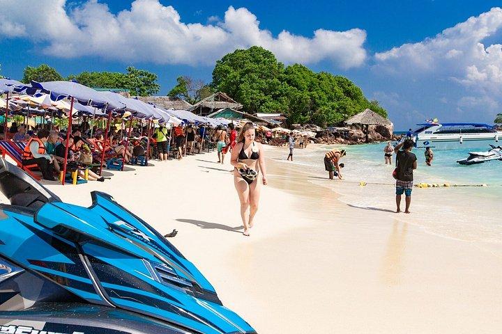Phi Phi, Maya, Khai and Pileh Day Trip by Catamaran From Phuket