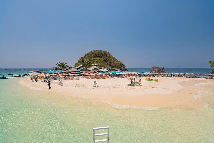 Phi Phi, Maya, Khai and Pileh Day Trip by Catamaran From Phuket