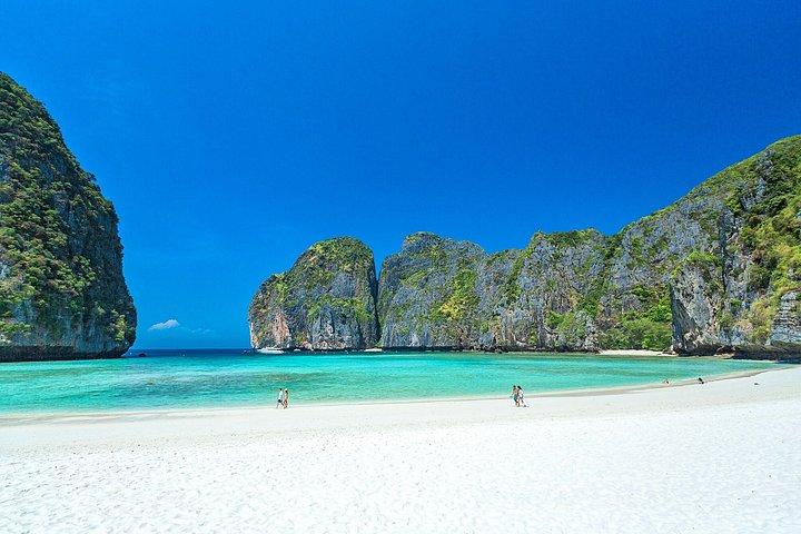 Phi Phi, Maya, Khai and Pileh Day Trip by Catamaran From Phuket