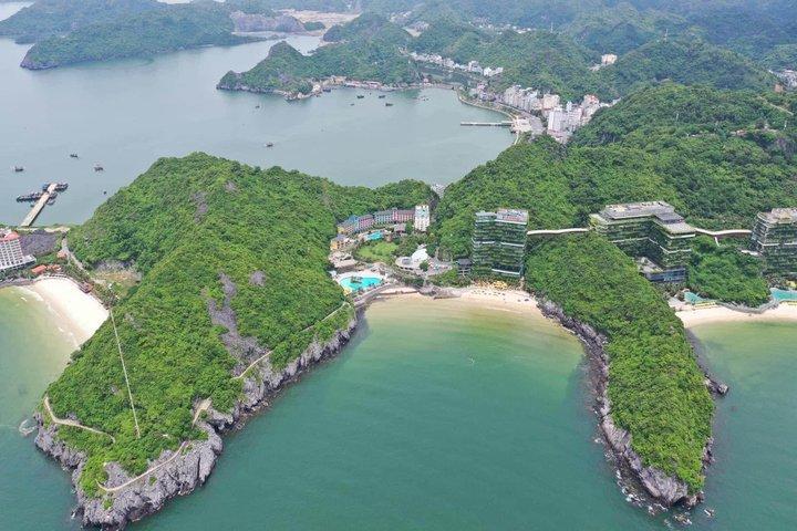 Aventura en canoa privada desde el puerto de Halong a Lan Ha Bay