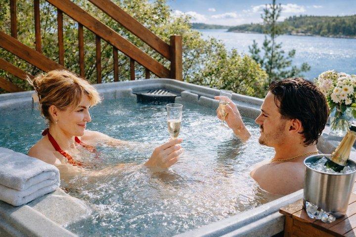 Oslo Malmøya Island Zalmgrillworkshop met jacuzzi