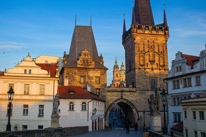Walking through ages: 11th to 21st century, Prague flavoured