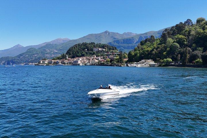 Lake Como Private Boat Tour with Stop in Bellagio or Varenna