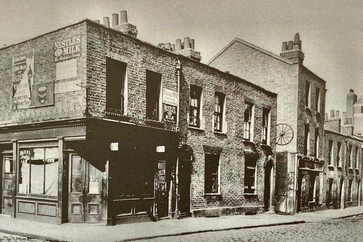 Jack the Ripper Walking Tour in Whitechapel