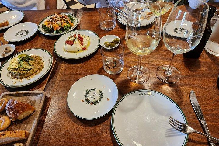 Wine-Tasting Tour from Maipú Mendoza Including Trapiche Winery