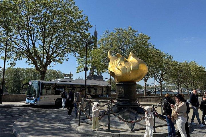 パリとCDGまたはオルリー空港間のプライベート送迎