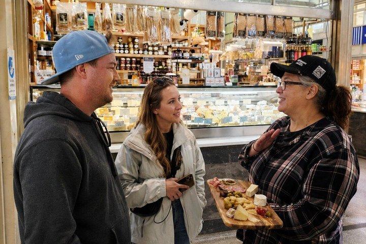 メルボルンの味 : 少人数制の市内観光（飲食付き）